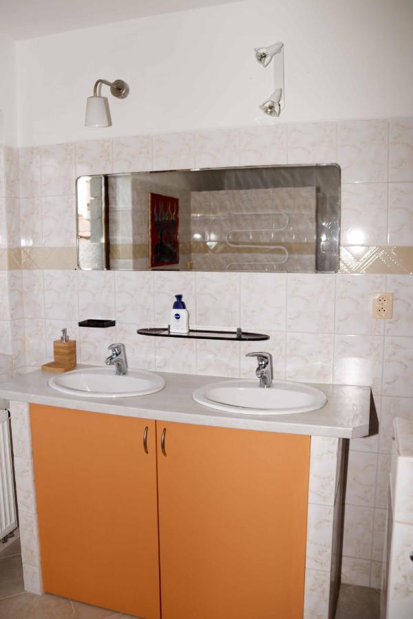 Apartman U Vagnera Dvůr Králové nad Labem Buitenkant foto