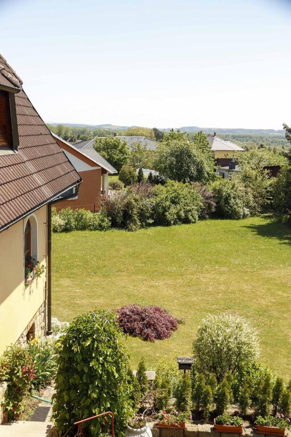 Apartman U Vagnera Dvůr Králové nad Labem Buitenkant foto