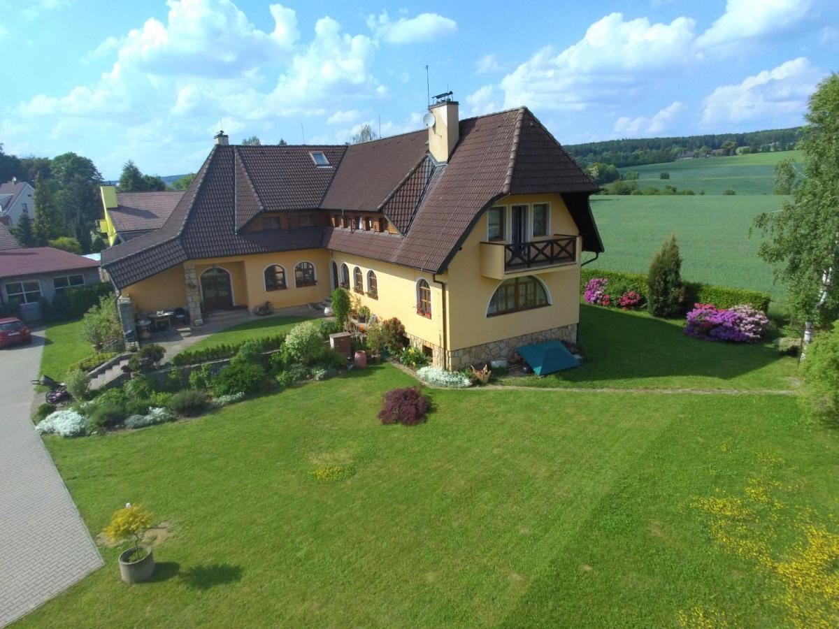 Apartman U Vagnera Dvůr Králové nad Labem Buitenkant foto